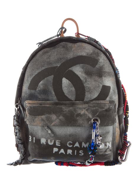 chanel graffiti etoile backpack